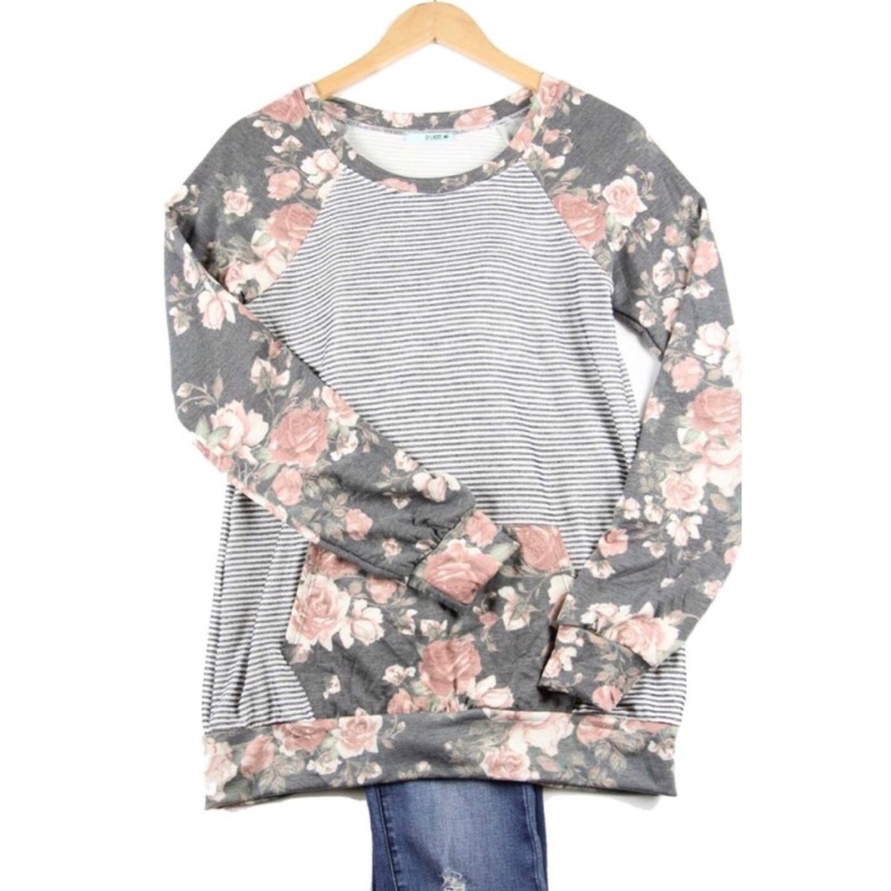 Floral and stripes contrast top with front pocket